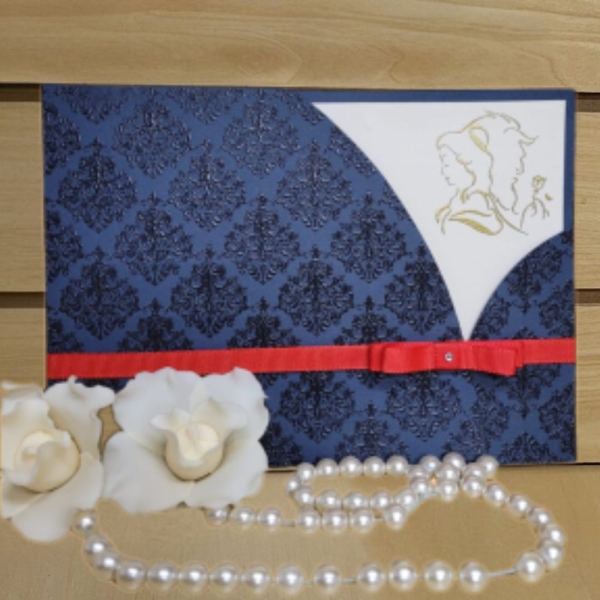 Encante com um convite de 15 anos inspirado em A Bela e a Fera. Personalização, elegância e magia em cada detalhe para sua festa inesquecível.